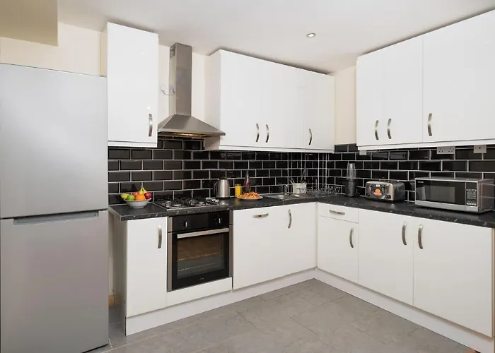 S6 Ensuite Loft Studio Space